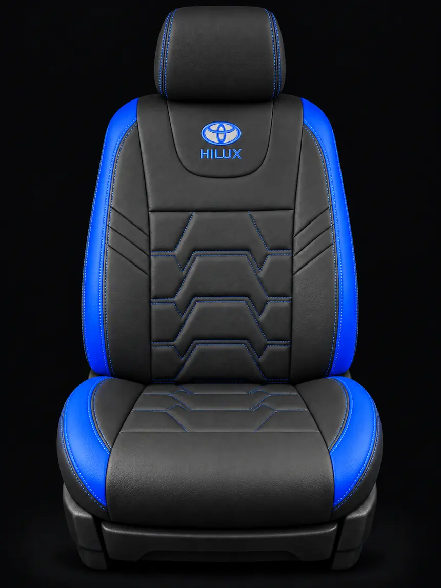 Asiento negro con laterales azules y bordado